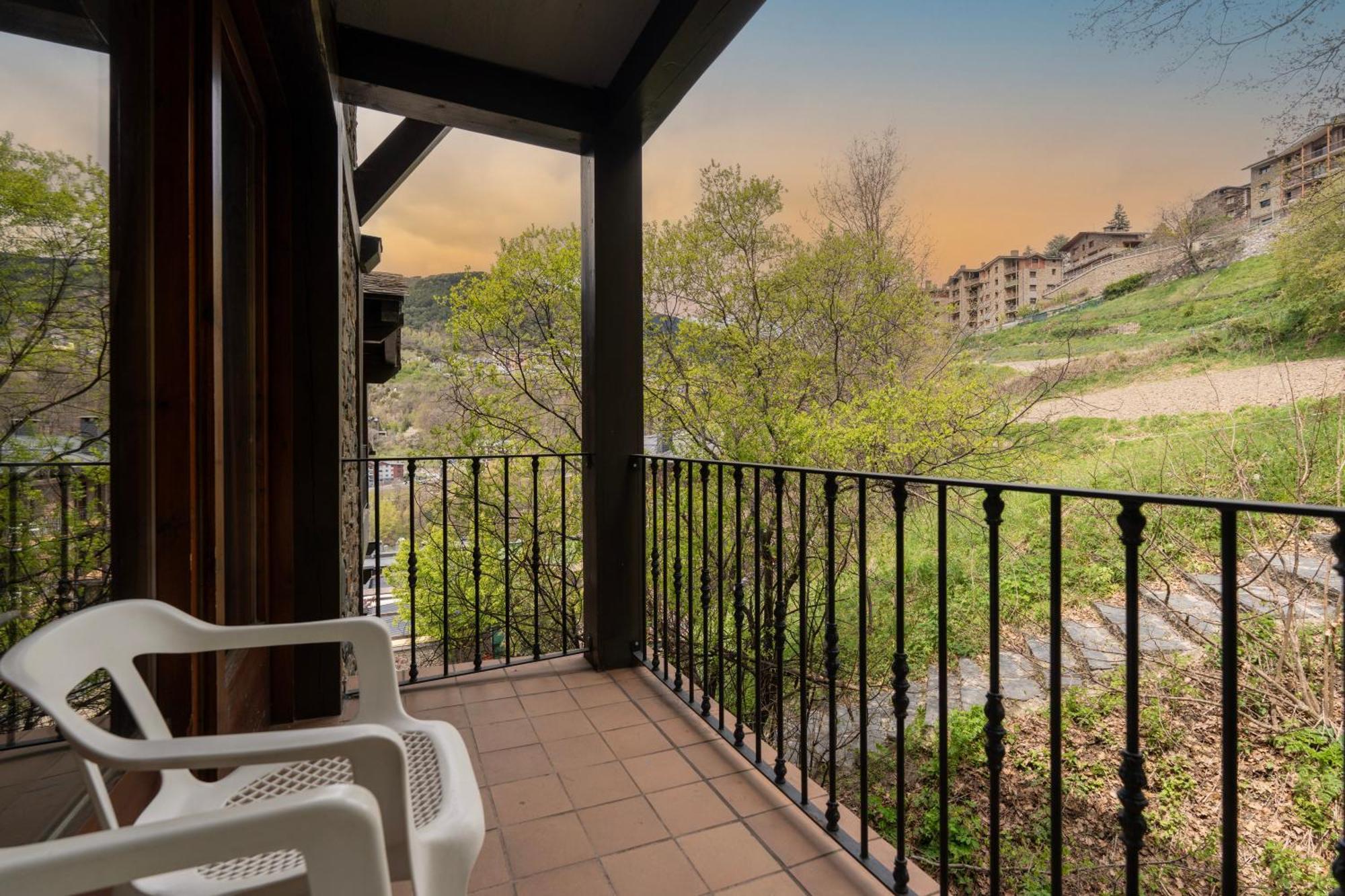 Aparthotel Anyospark Mountain & Wellness Resort La Massana Exterior photo